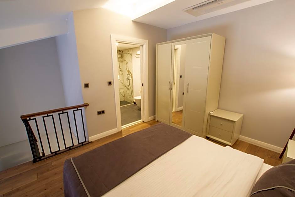Myway Deluxe Hotel