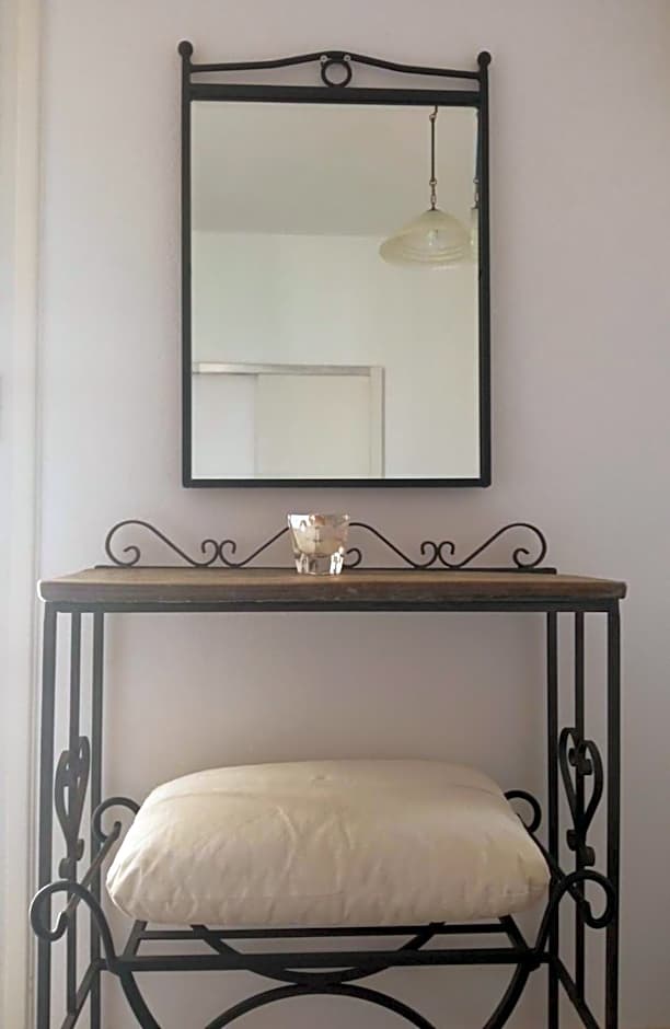 Ammosis Inn – Naxos City, UT