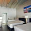 Hollywood Gardens Inn & Suites