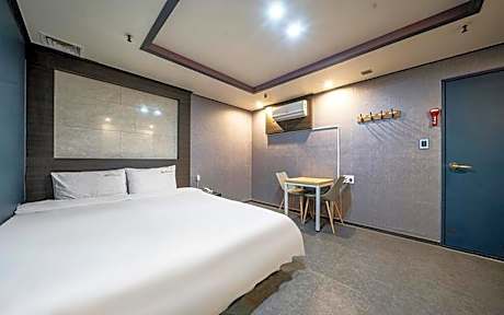 Changwon Jungangdong Paradise