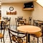 OYO Hotel Lincoln Airport NE, Hwy 80