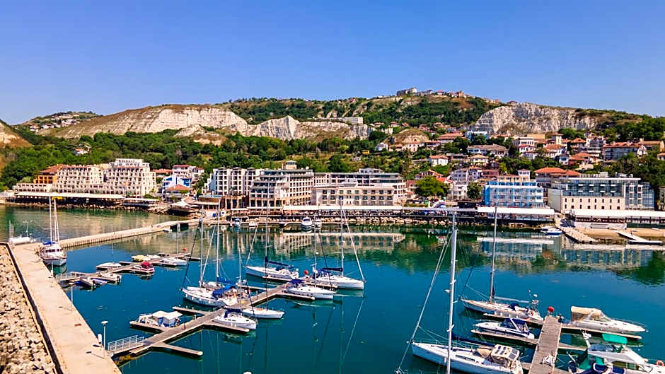 Mistral Balchik