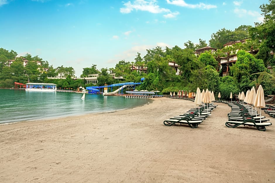 Club & Hotel Letoonia