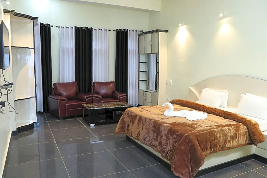 Gunjyal Madhur Residency