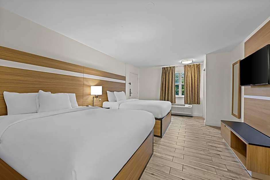 MainStay Suites Knoxville - Cedar Bluff