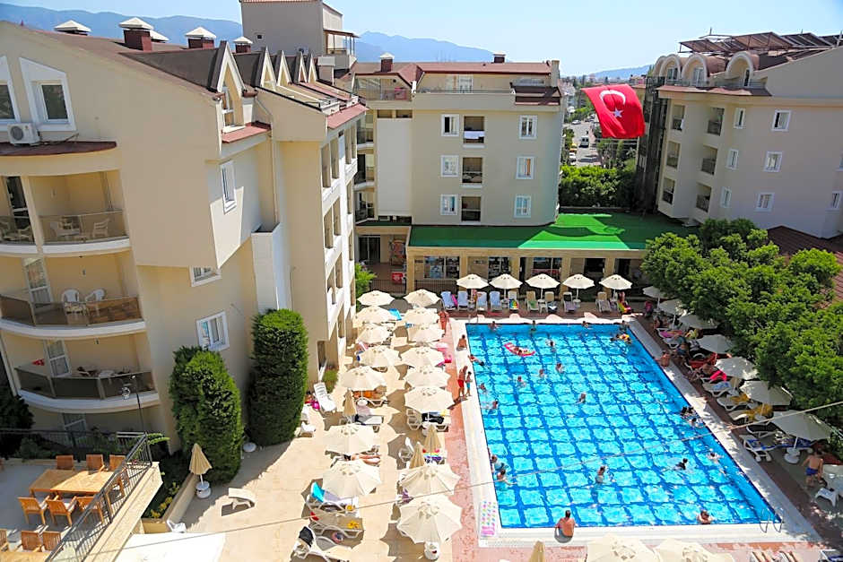 Julian Club Hotel