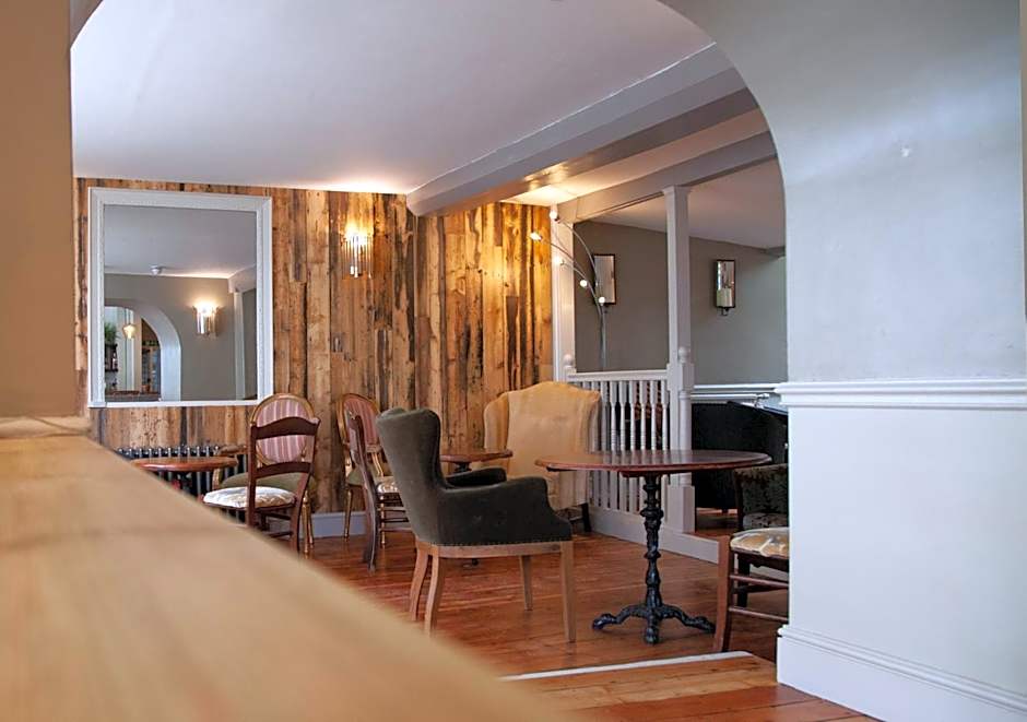 The Kings Arms Hotel