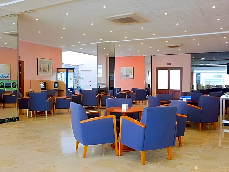 Hotel Playas Arenal