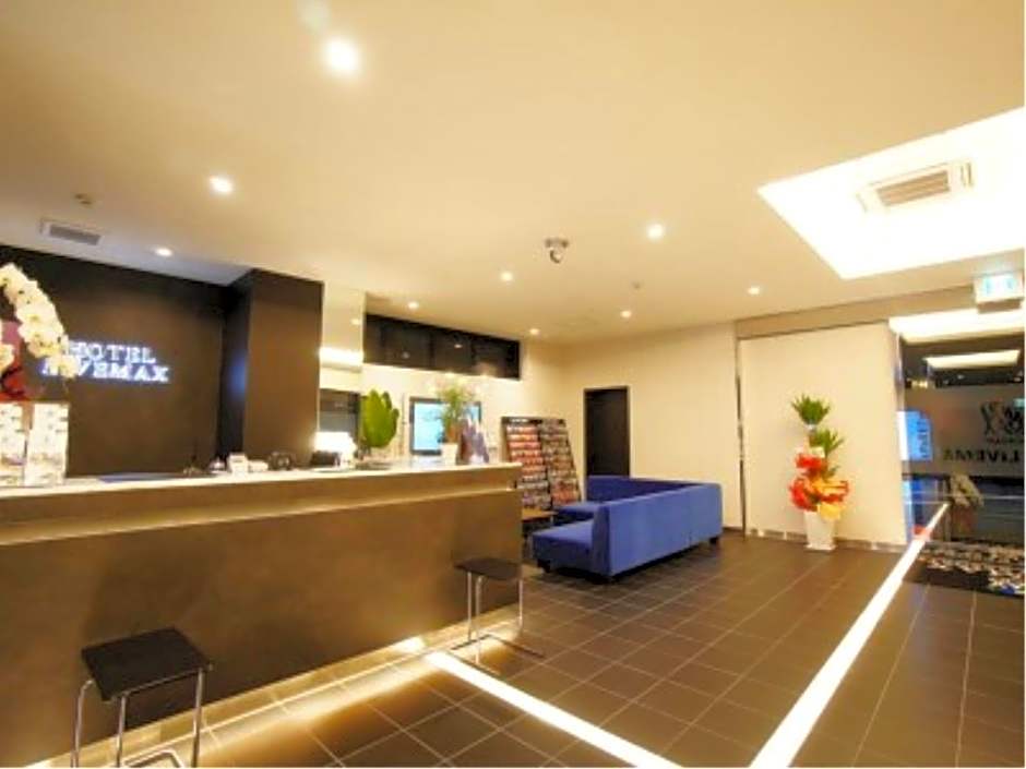 HOTEL LiVEMAX Himeji Shiyakusho Mae