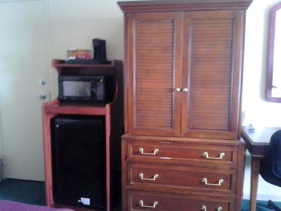 Days Inn by Wyndham Delta CO