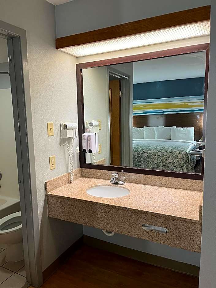 HomeTowne Studios Amarillo West