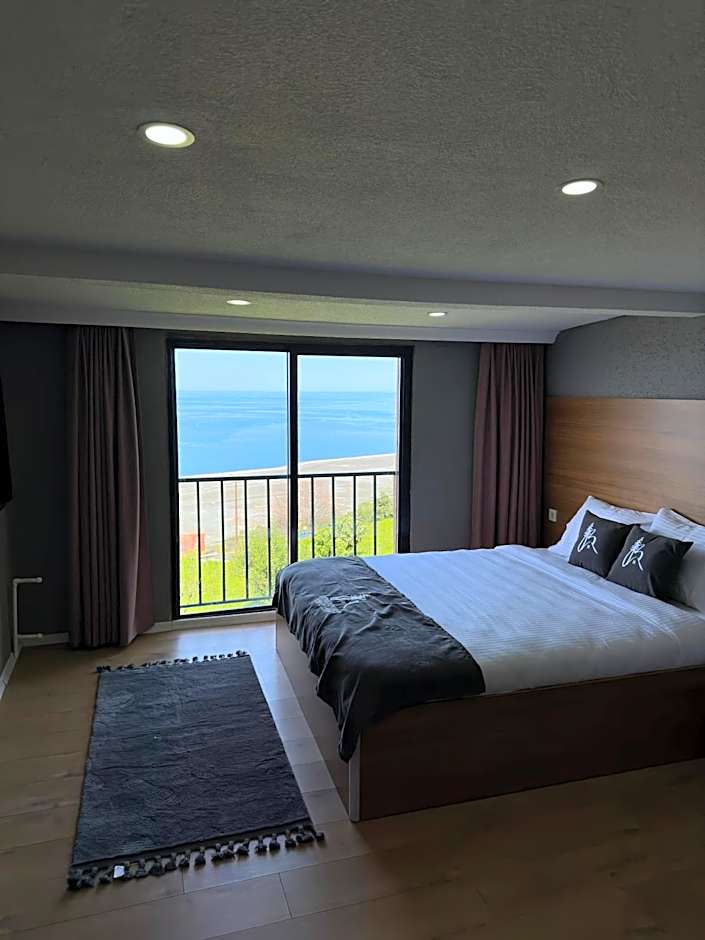 Bungaport Luxury Bungalows&Suits