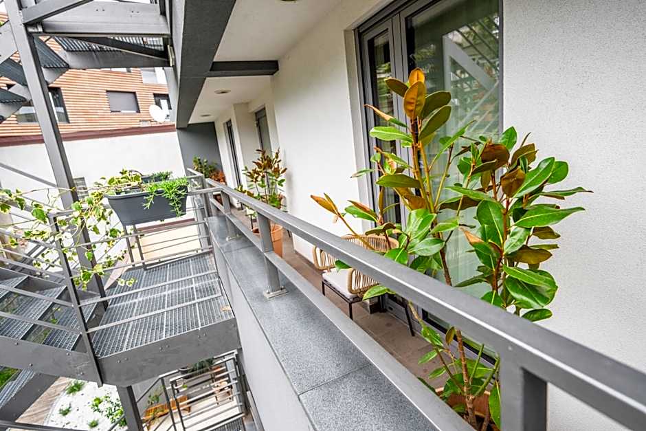 Design Rooms - Kvaternik Square