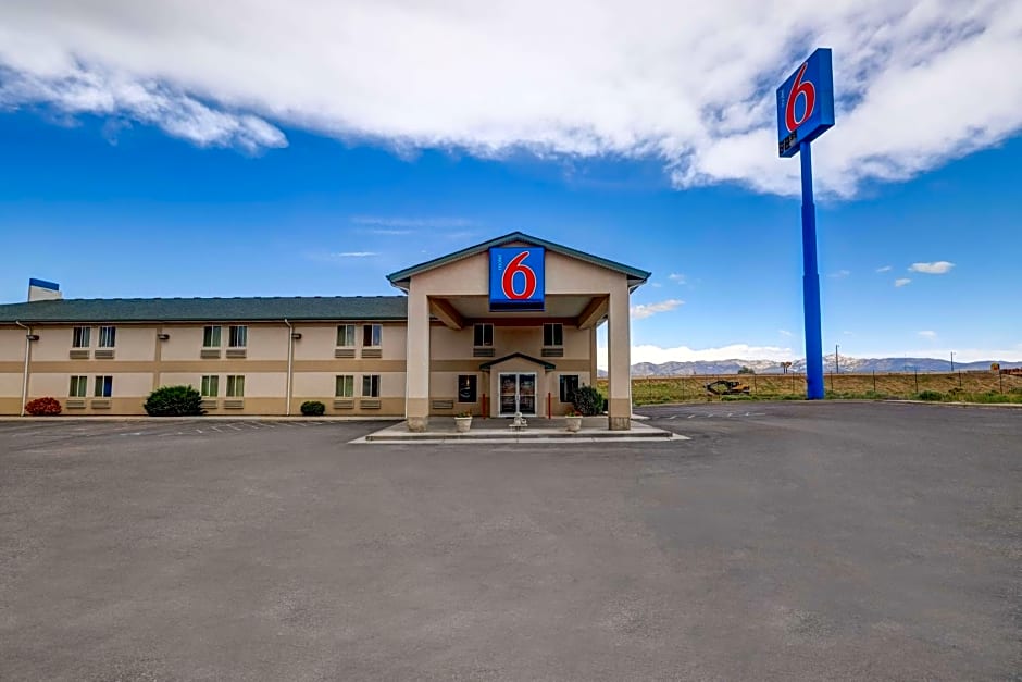 Motel 6 Beaver, UT