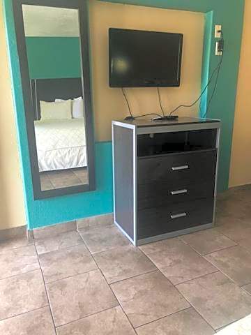 Pinn Road Inn and Suites Lackland AFB and Seaworld