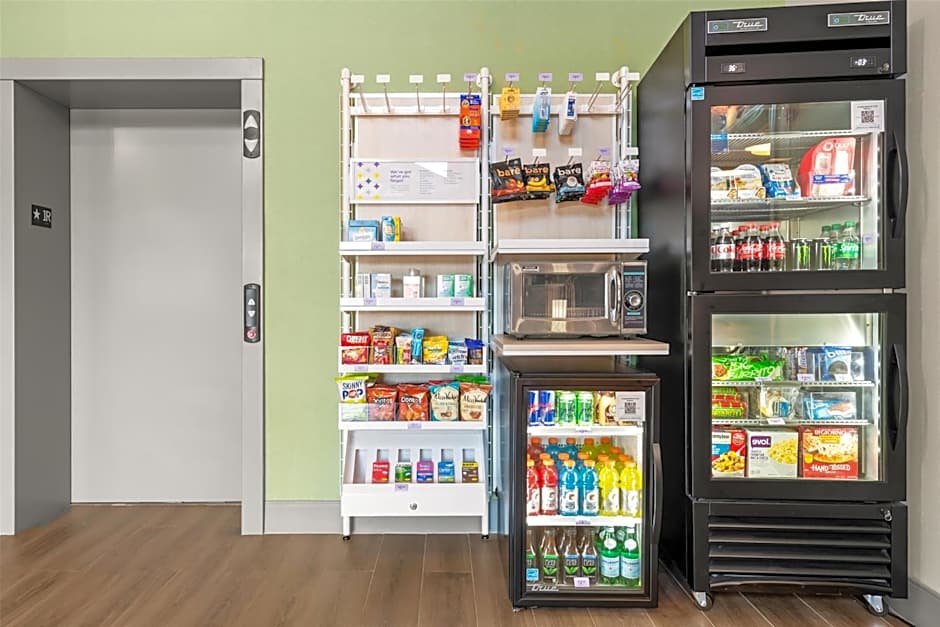 Spark by Hilton Eden Prairie