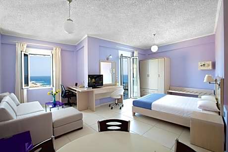 Giorgi's Blue Apartments