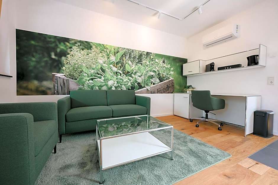 Altes Kelterhaus & Plein Hotel by Markus Plein