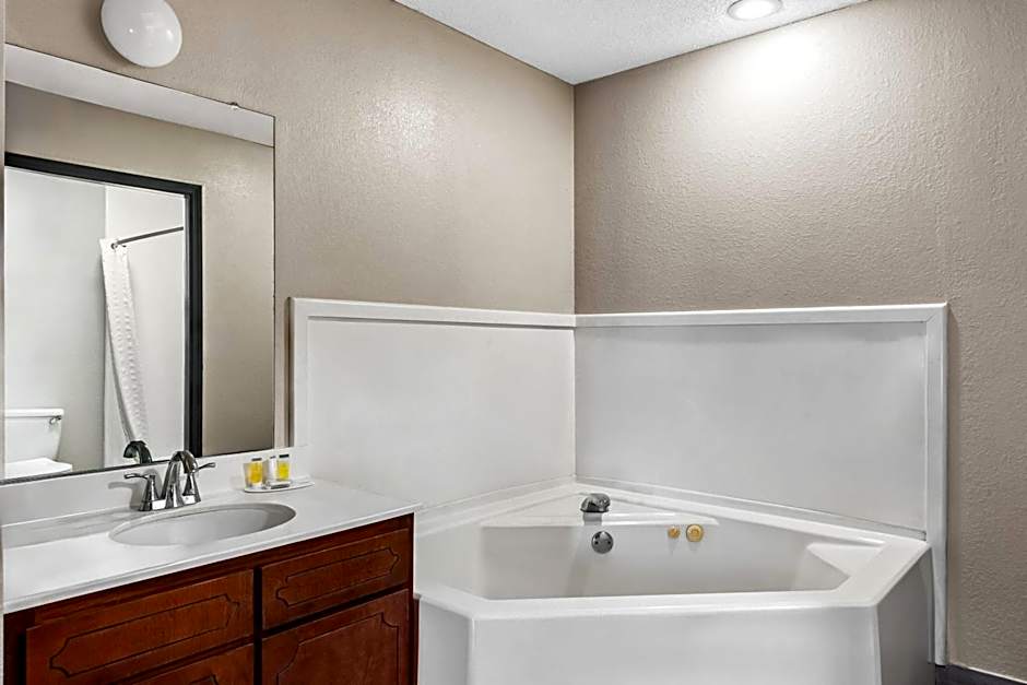 Days Inn by Wyndham Bainbridge