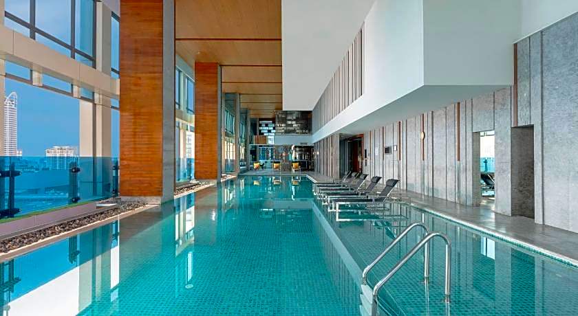 Renaissance by Marriott Bangkok Ratchaprasong Hotel