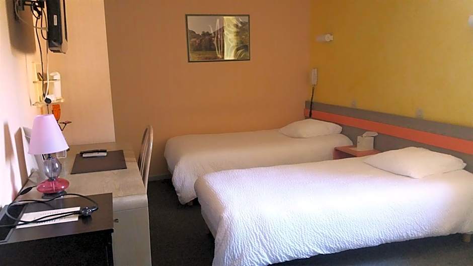 Logis Hotel Restaurant Mas de la Prairie