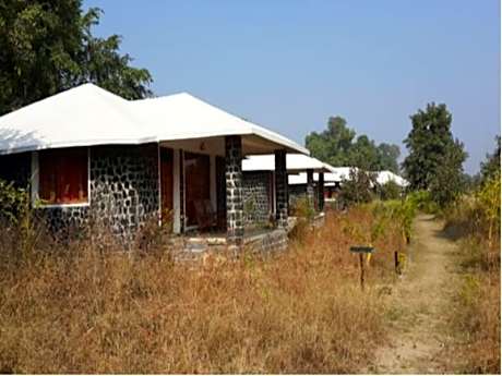 Bandhavgarh Meadows Resort