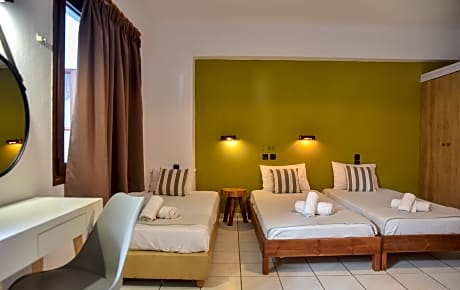 STUDIO SUPERIOR CAPACITY 4