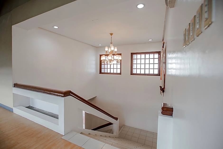 Capital O 740 Bliss Hotel Dau