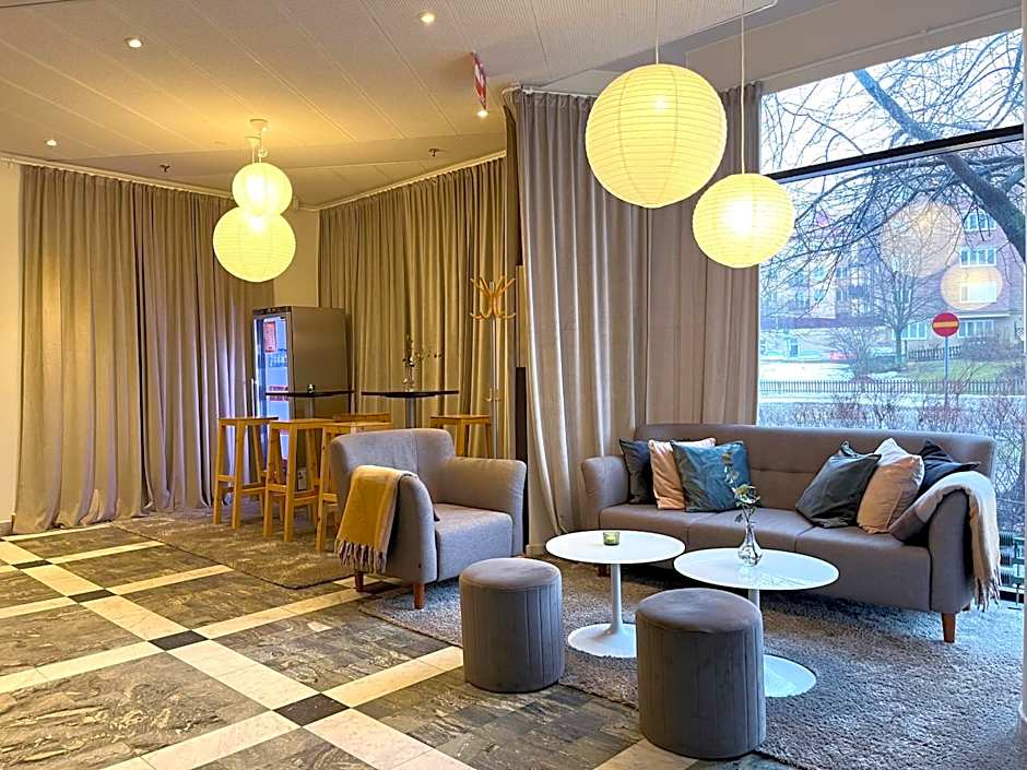 2Home Hotel Apartments