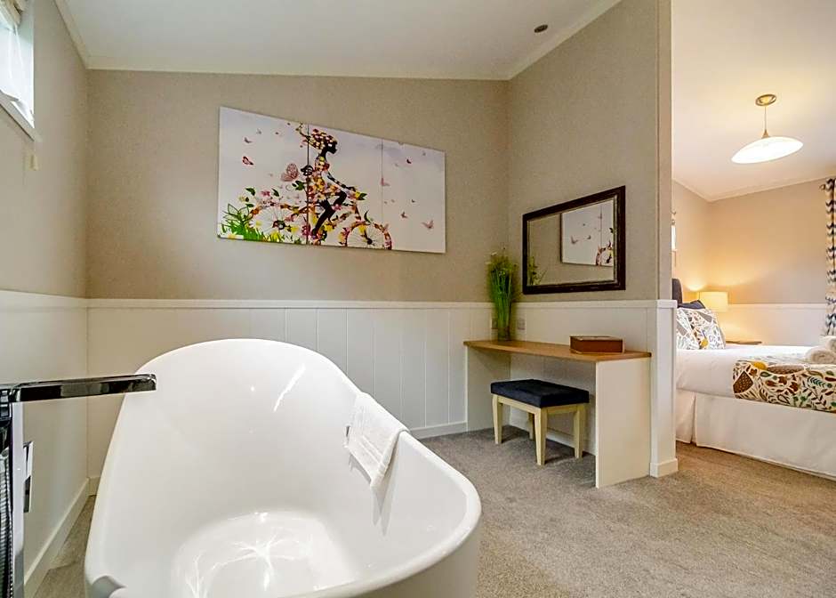 Otters Mead Boutique Lodges