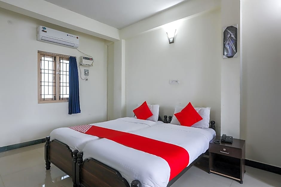 D-qube Hotels by OYO Rooms – Chennai, IL