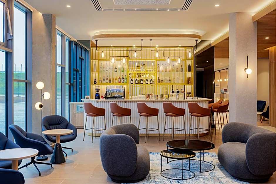 Courtyard by Marriott Paris Charles de Gaulle Central Airport