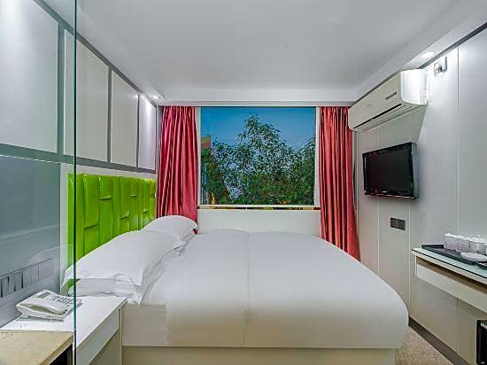 Haro Light Hotel (Guangzhou Ximenkou Metro Station)