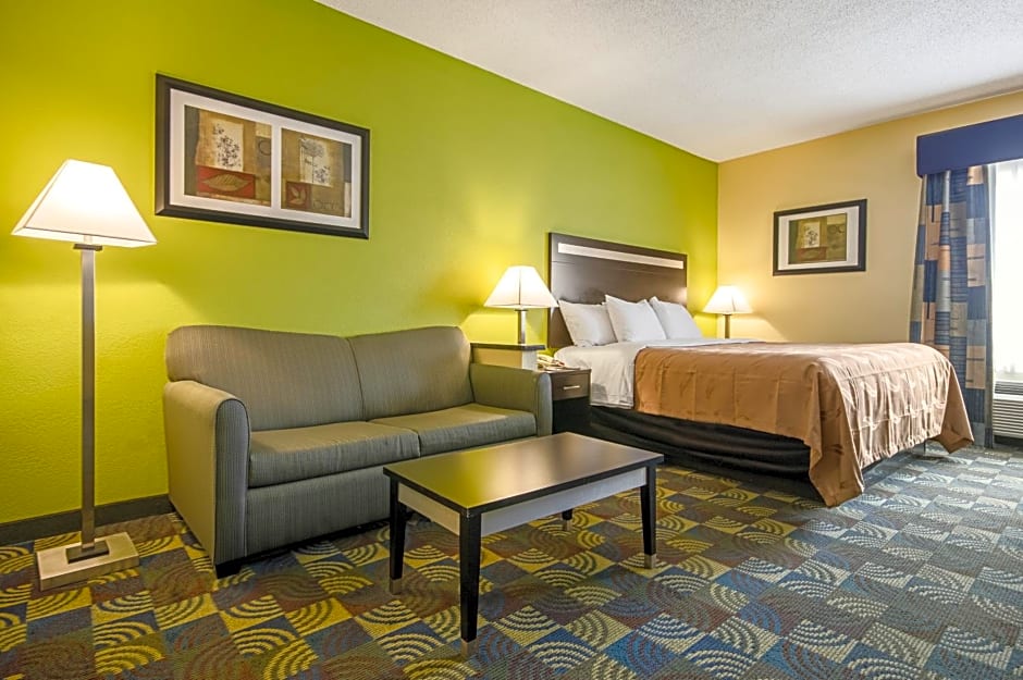 Quality Inn & Suites Glenmont - Albany South