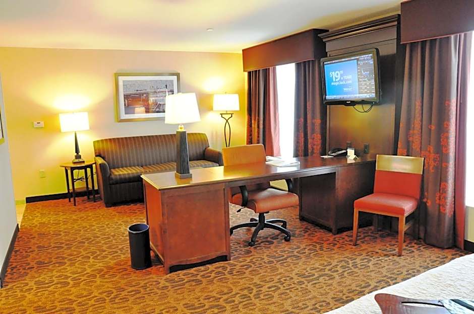 Hampton Inn By Hilton & Suites Cincinnati/Uptown-University Area