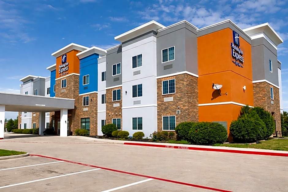 Holiday Inn Express & Suites Bridgeport by IHG