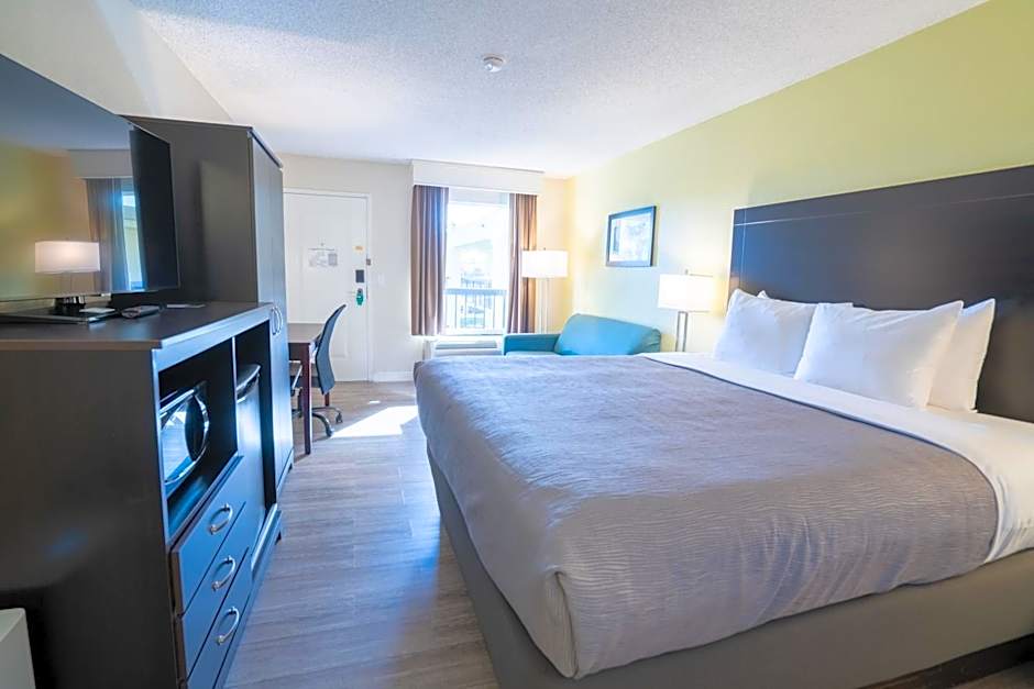 Quality Inn Palm Beach International Airport
