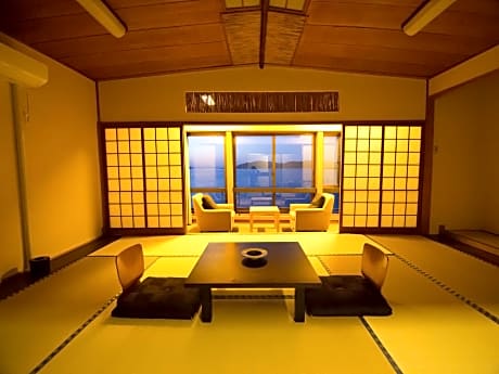 Japanese-Style Room with Sea View -Smoking - Beef Kaiseki Dinner and Breakfast included