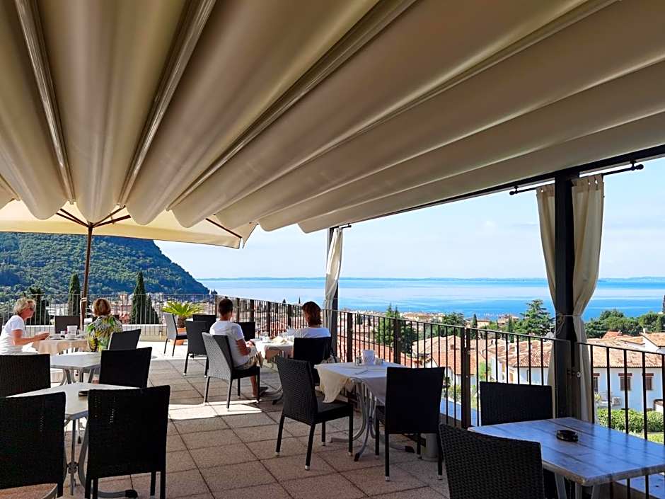Hotel Villa Ca' Nova ***S