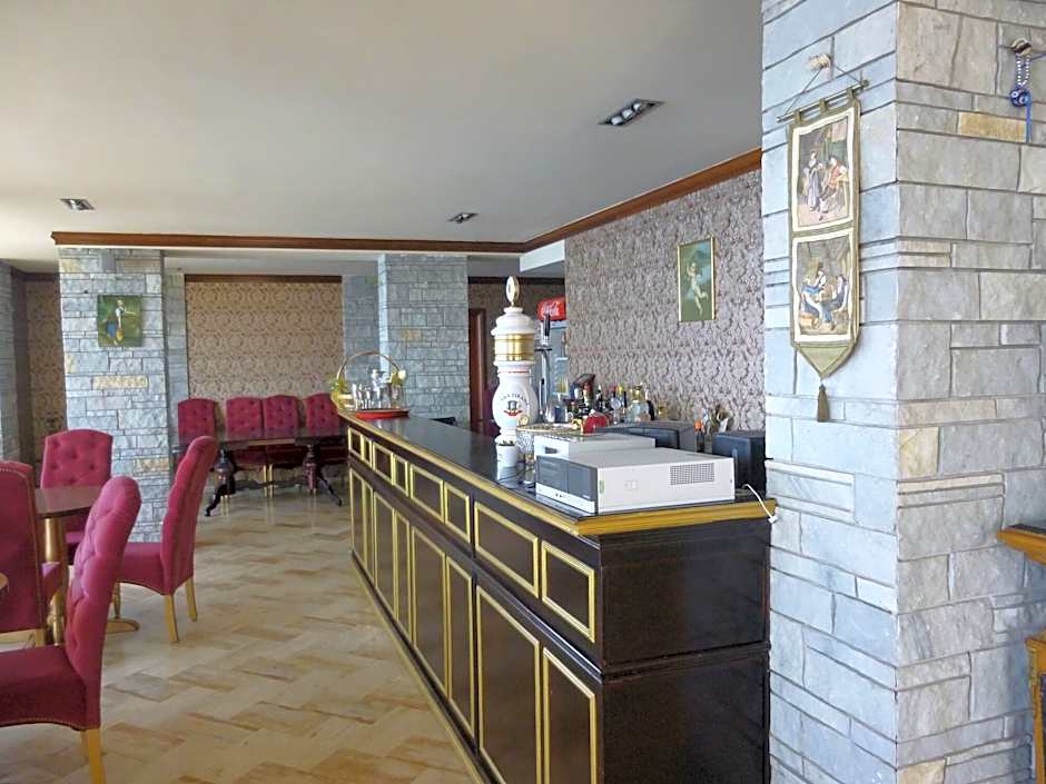 Hotel Il Conte Di Monte Cristo