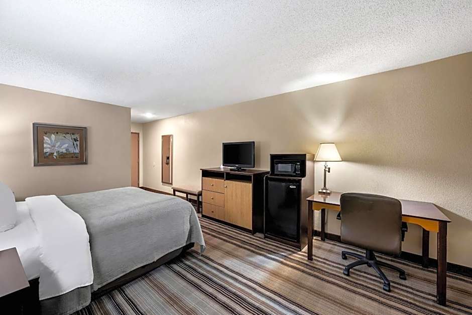 Quality Inn I-81 Exit 23