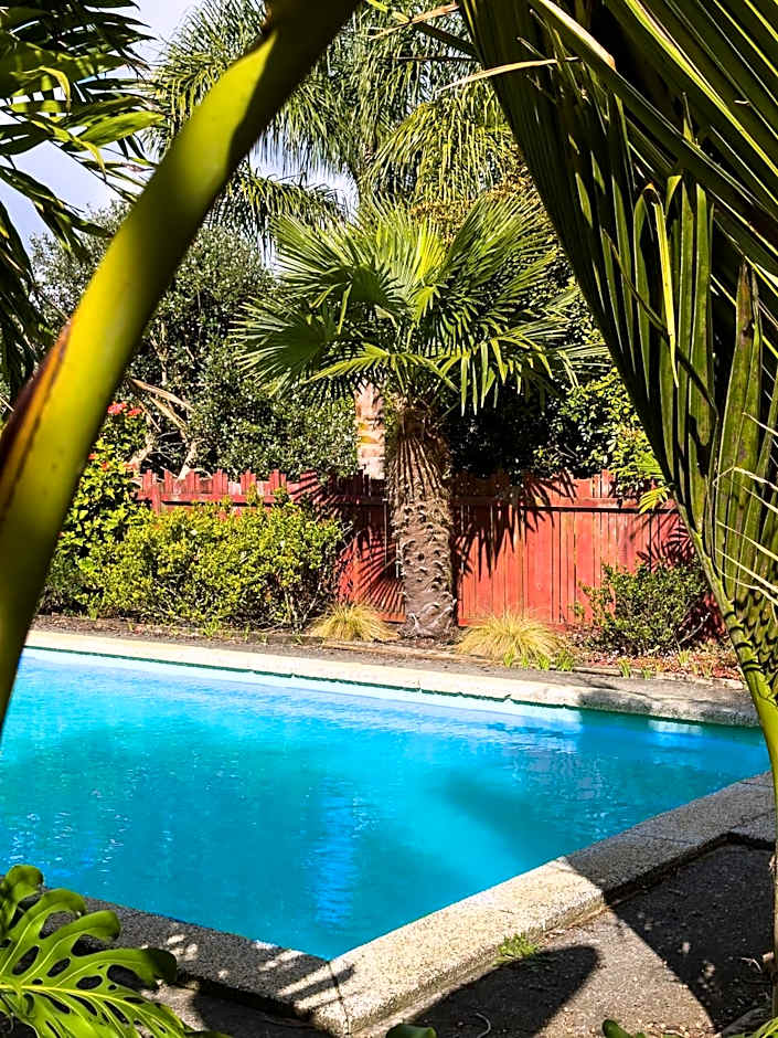 Relax a Lodge