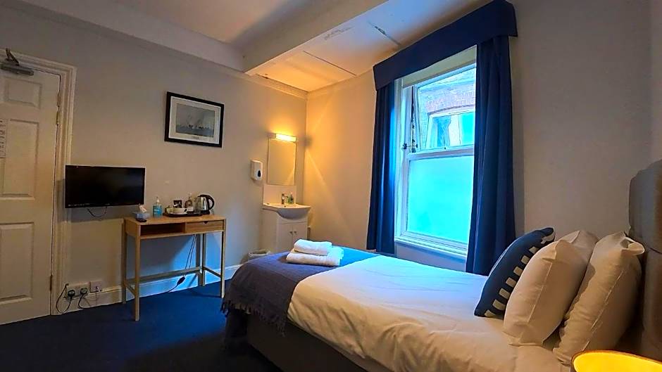 Royal Temple Yacht Club