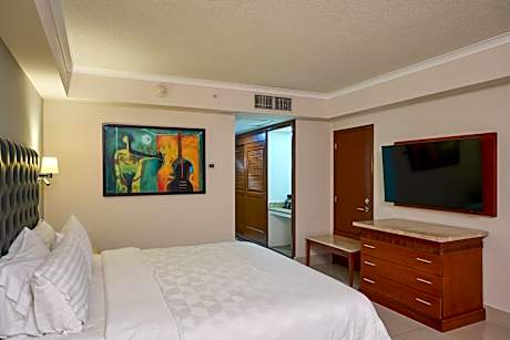 Standard King Room with Mini-bar