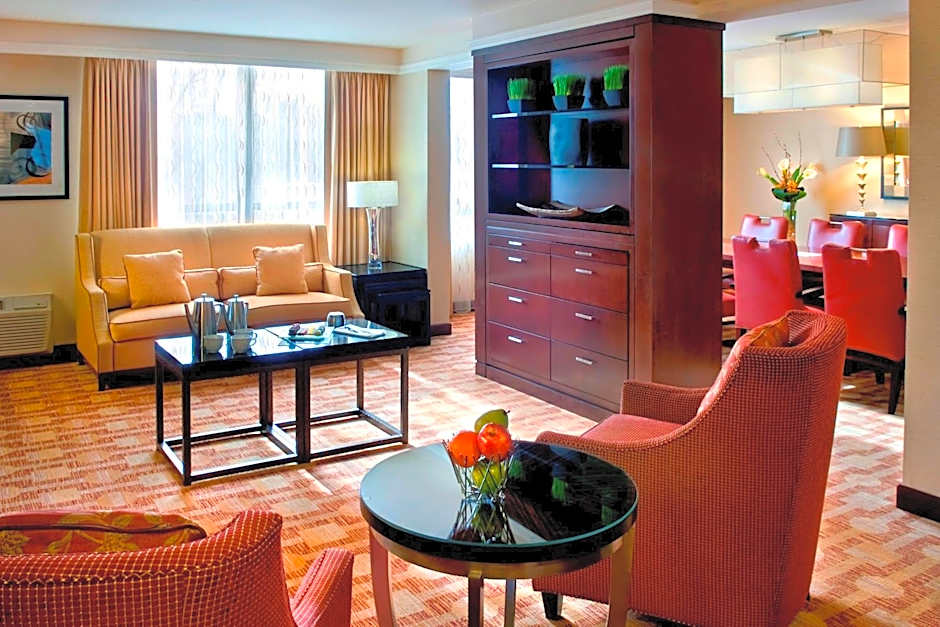 Trumbull Marriott Shelton