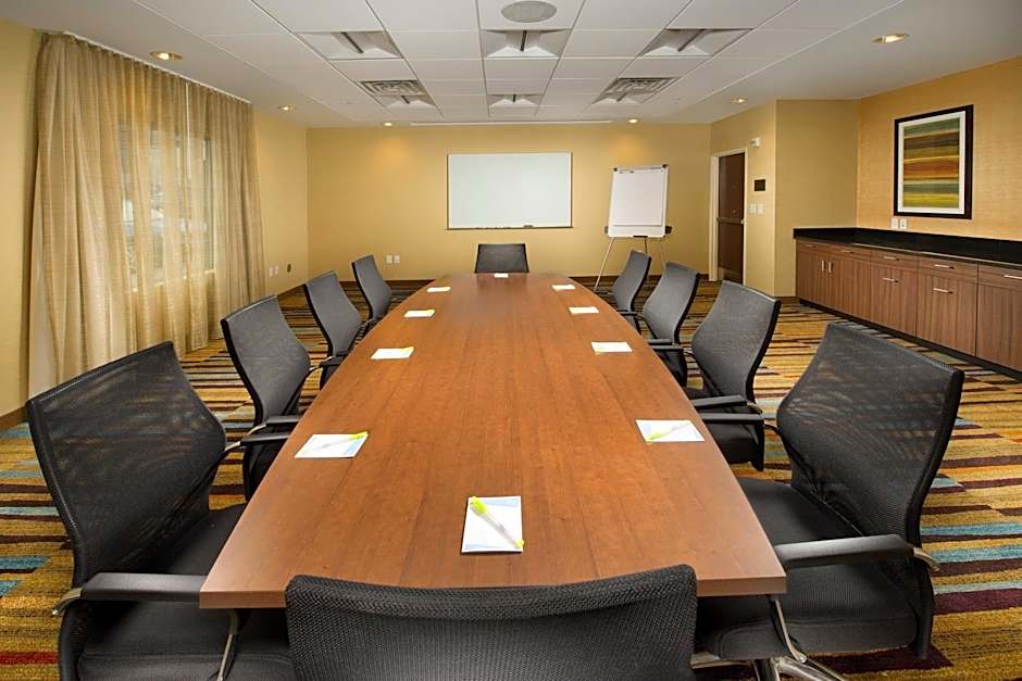 Fairfield Inn & Suites by Marriott Arundel Mills BWI Airport
