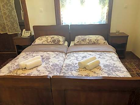 Economy Double Room
