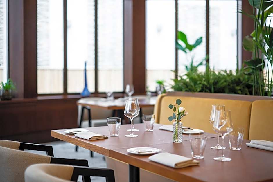 Almanac X Alcron Prague