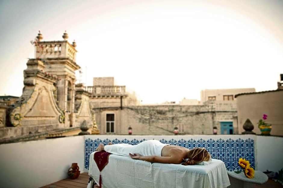 Chapel 5 Boutique Suites B&B