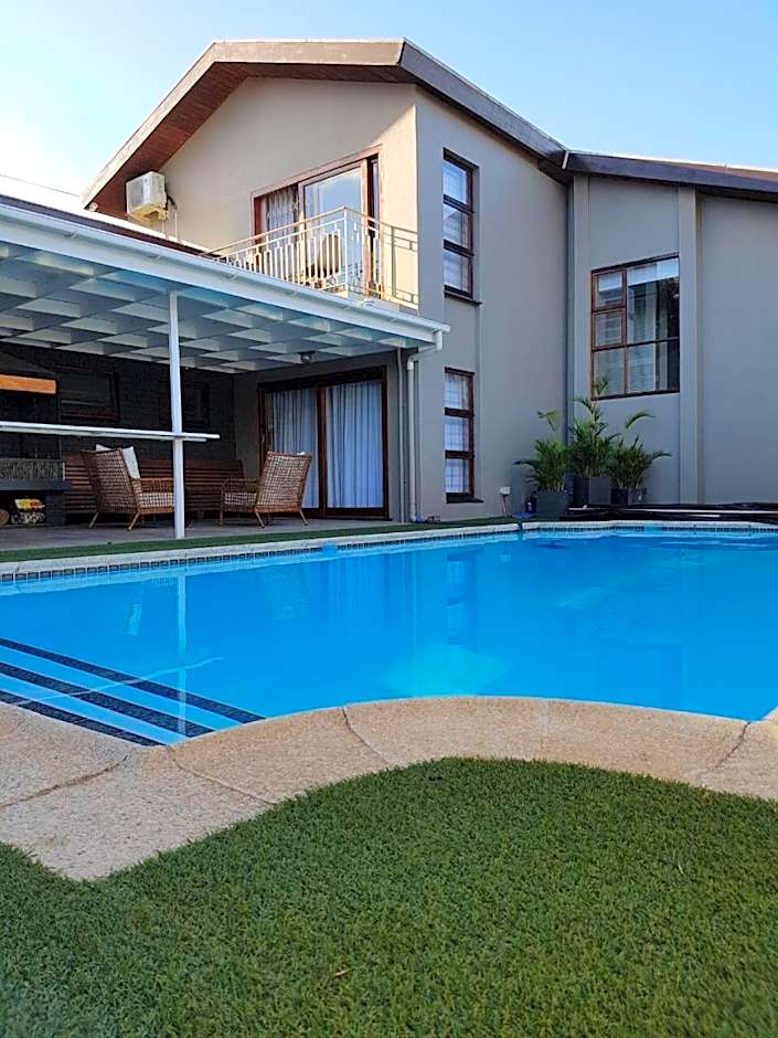 A' Queenslin Guesthouse